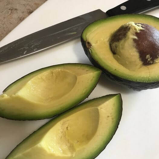 BENEFITS OF AVOCADO IN SKINCARE - JUSTBLiSS Naturals