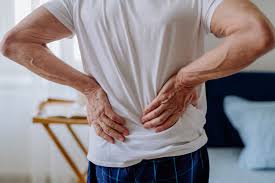 ESSENTIAL OIL BLENDS FOR MUSCLE PAIN AND BEST OILS TO USE - JUSTBLiSS Naturals