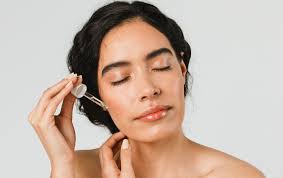 HOW TO USE FACE SERUM FOR BEST RESULTS - JUSTBLiSS Naturals