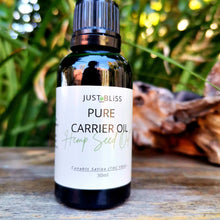 Load image into Gallery viewer, JUSTBLISS: CARRIER OIL: Hemp Seed Oil (30ml)
