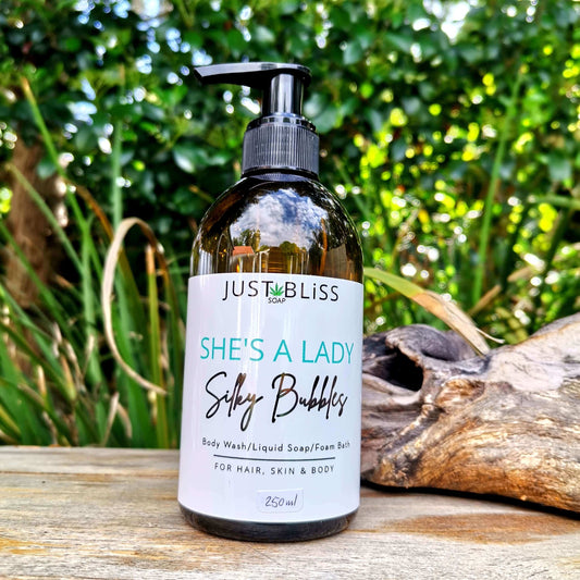 JUSTBLISS: SILKY BUBBLES / HANDWASH: She's A Lady (250ml)