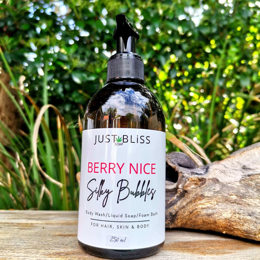 JUSTBLISS: SILKY BUBBLES / HANDWASH: Berry Nice (250ml)