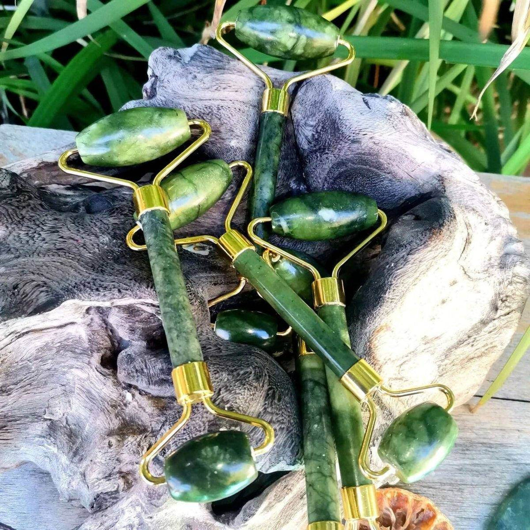 Jade Facial Roller – Natural Cooling Tool for Radiant, Glowing Skin - JUSTBLiSS Naturals