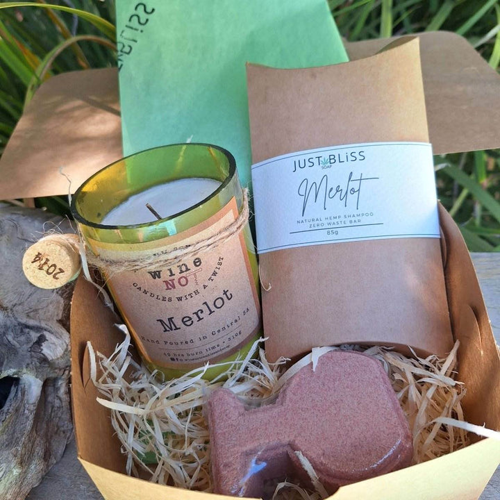 GIFT BOX: Merlot Scented Candle, Bath Bomb & Shampoo Bar - JUSTBLiSS Naturals