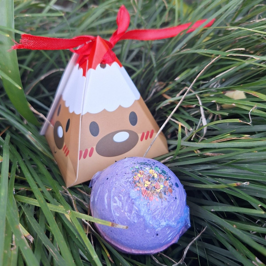 Handmade Bath Bombs – Hemp & Shea, Silky Skin & Eco - Friendly Care (Christmas Edition) JUSTBLiSS Naturals