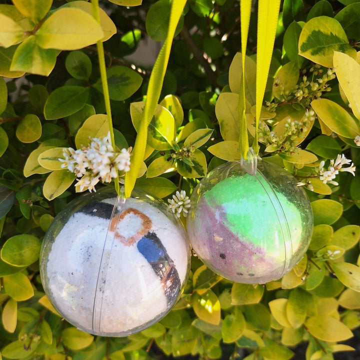 Handmade Bath Bombs – Hemp & Shea, Silky Skin & Eco - Friendly Care (Christmas Edition) JUSTBLiSS Naturals