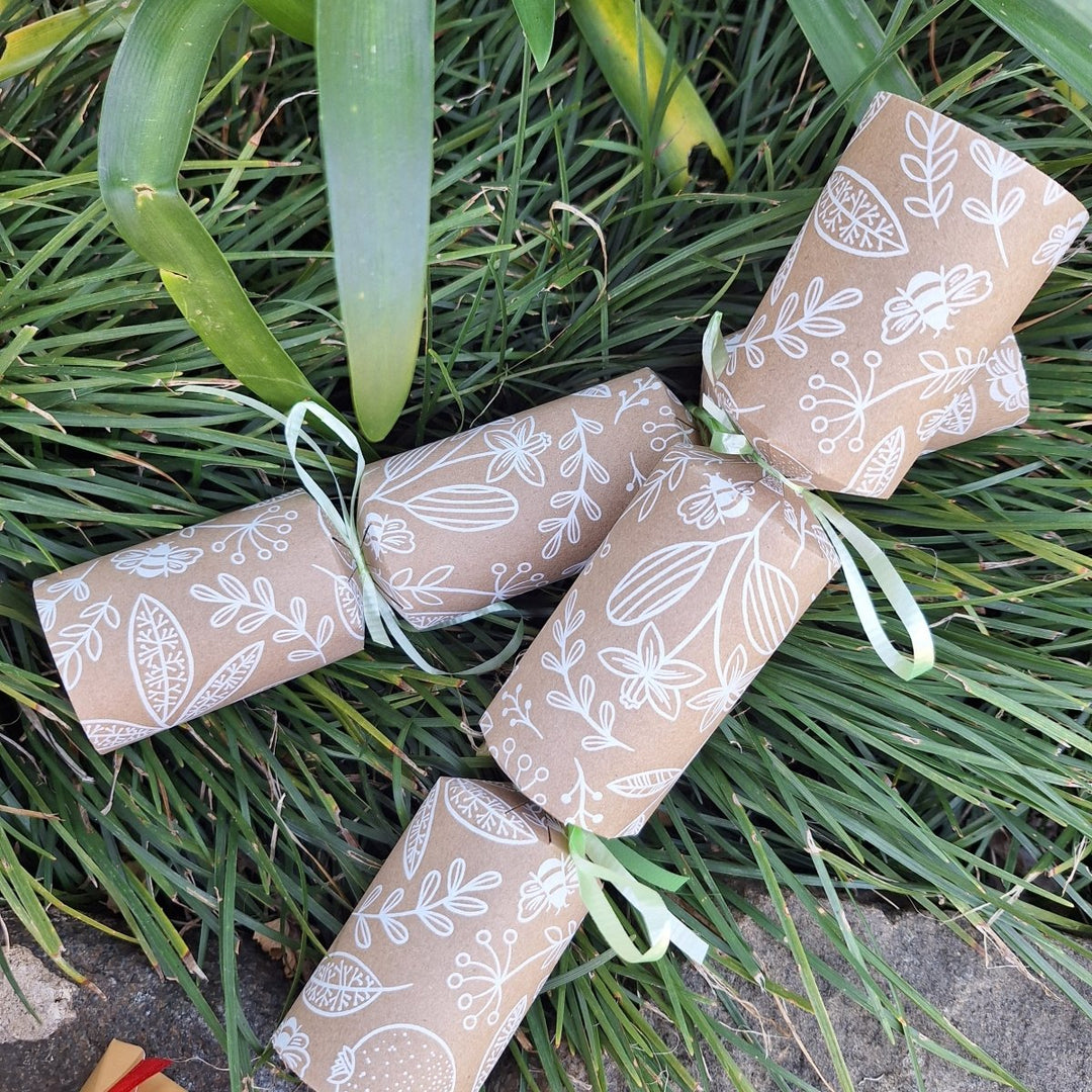 Handmade Bath Bombs – Hemp & Shea, Silky Skin & Eco - Friendly Care (Christmas Edition) JUSTBLiSS Naturals