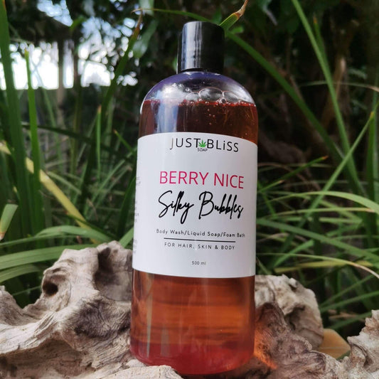 JUSTBLISS: SILKY BUBBLES / LIQUID SOAP: berry nice (500ml)