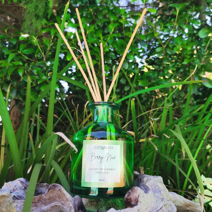 JUSTBLISS: REED DIFFUSER: berry nice