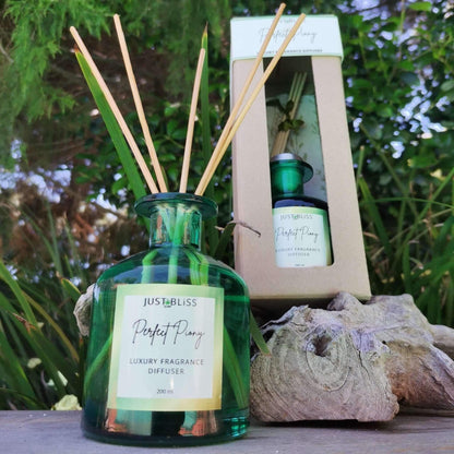 JUSTBLISS: REED DIFFUSER: perfect peony