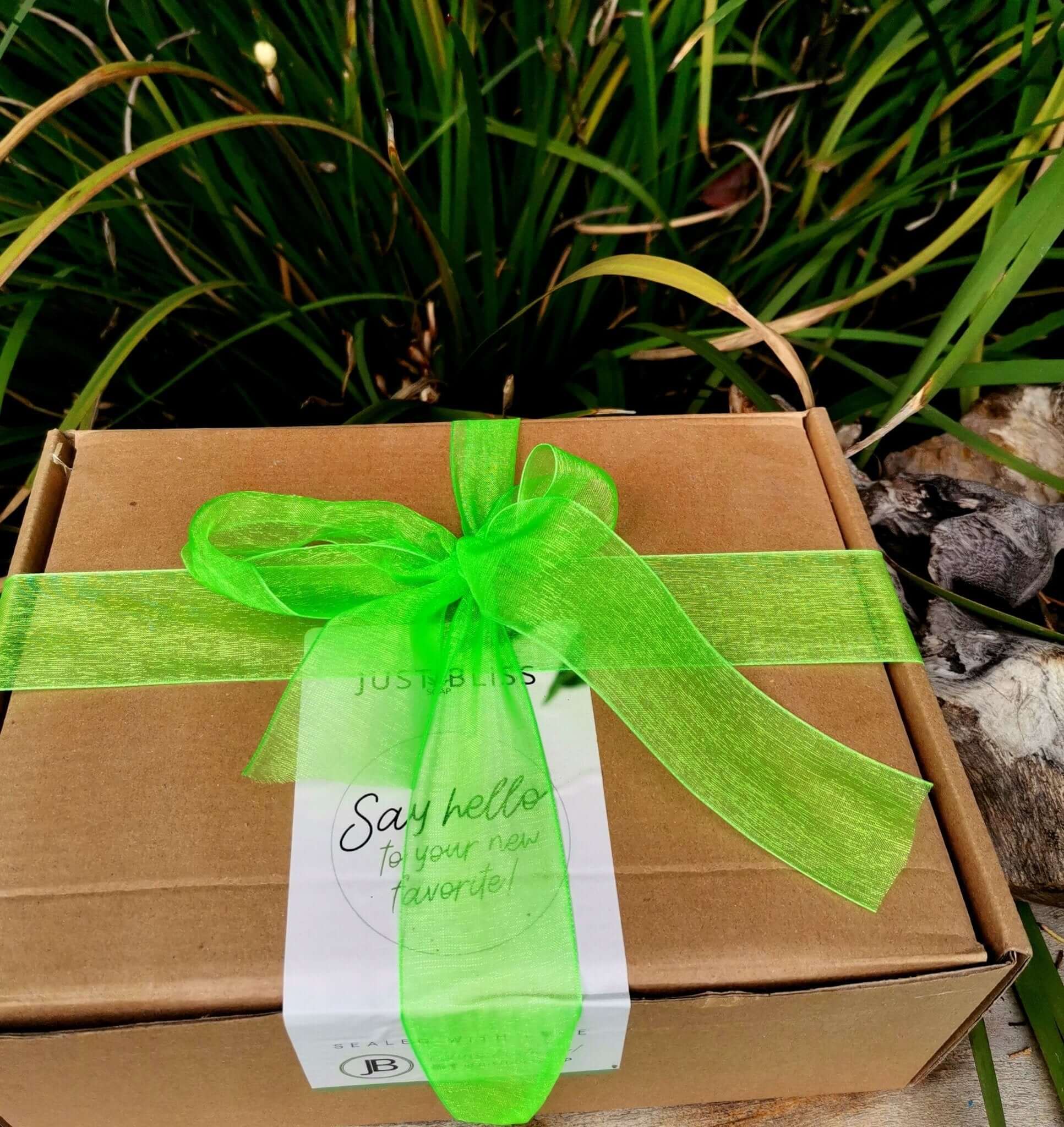 JUSTBLISS: GIFT BOX: Bride To Be (Box 1)